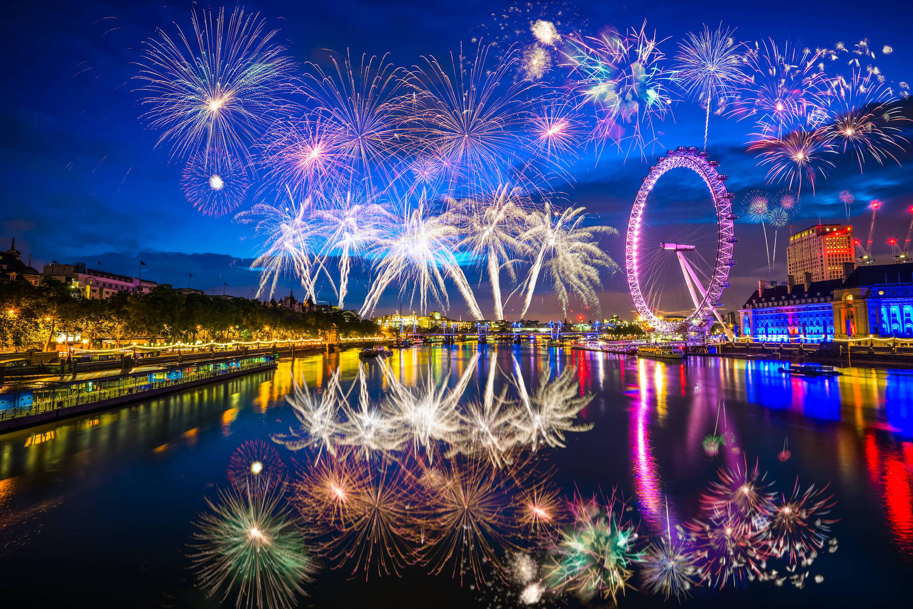 Enjoy unobstructed views of London's NYE fireworks