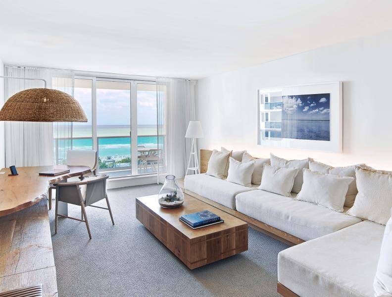 Ocean Front One Bedroom Suite with Balcony