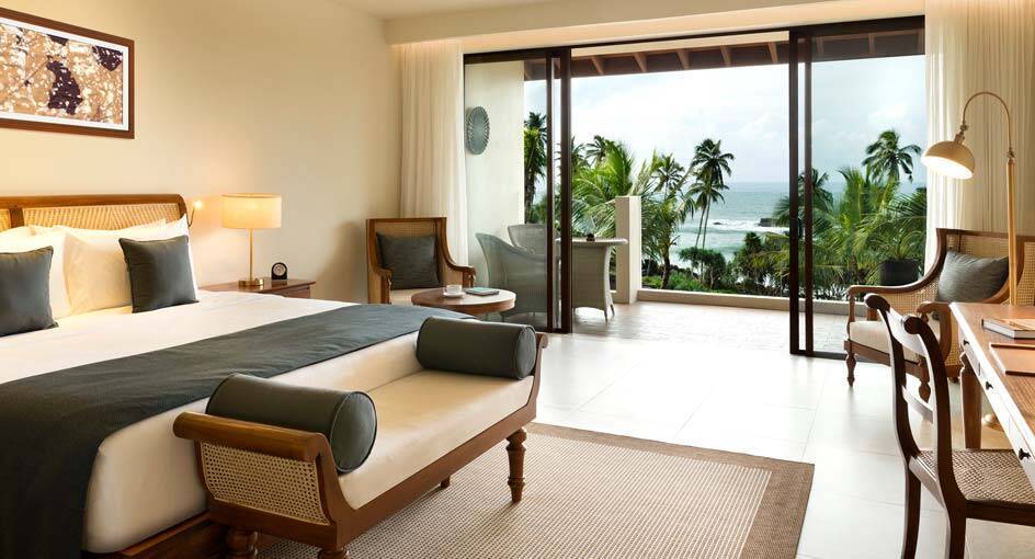 Deluxe Ocean View Room - King Bed