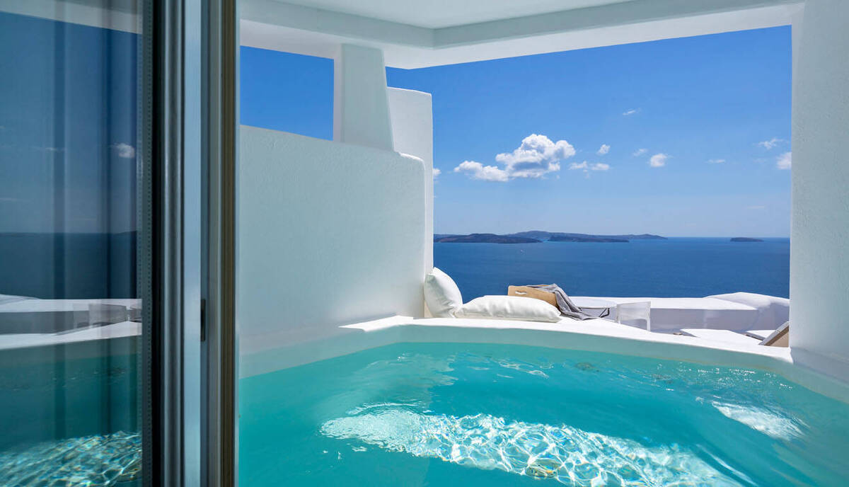 Honeymoon Suite Plunge Pool