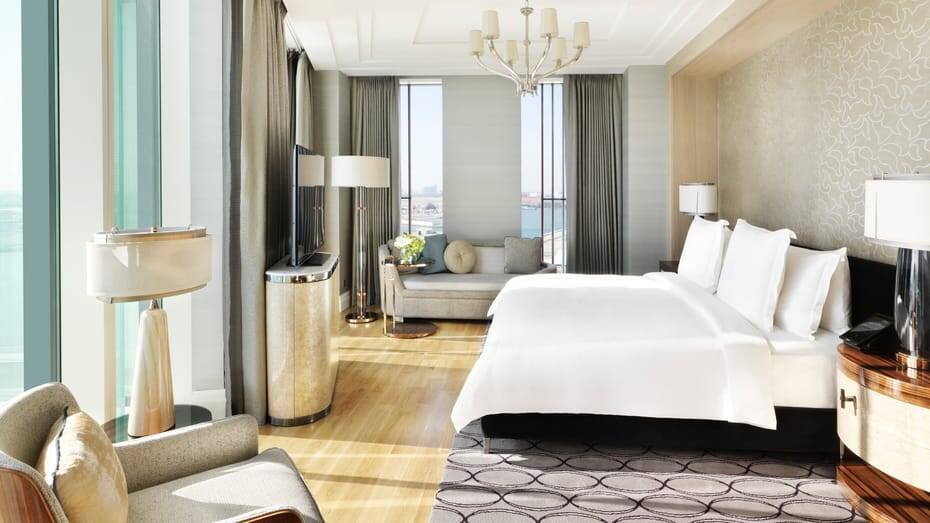 Four Seasons Executive Suite