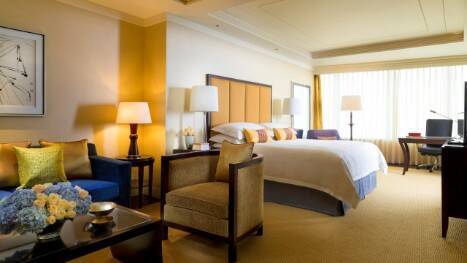 Four Seasons King Room