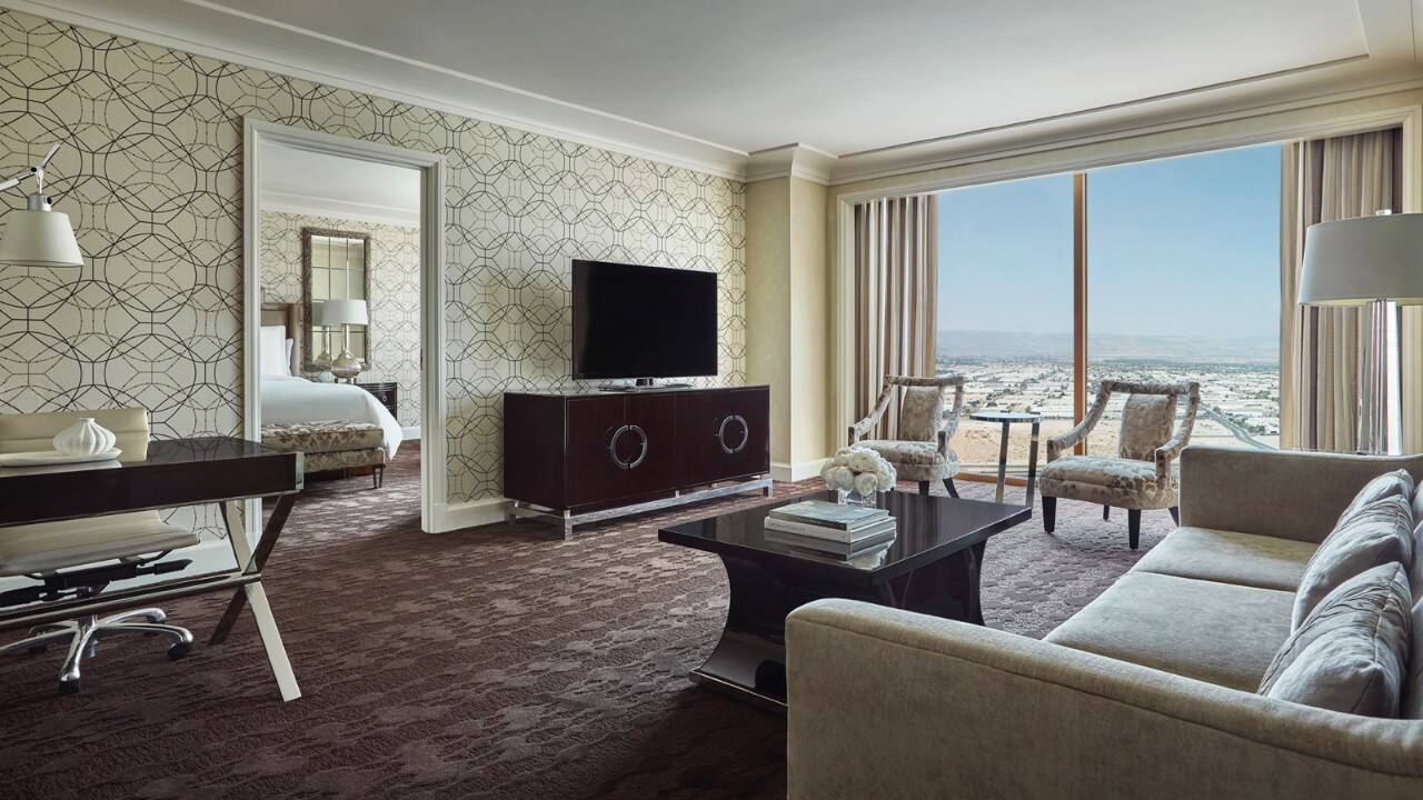 Four Seasons Executive Suite