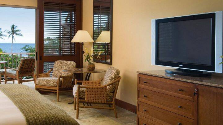 Oceanfront Accessible Room