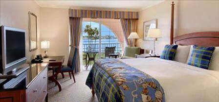 Deluxe Harbour View Room - King Bed