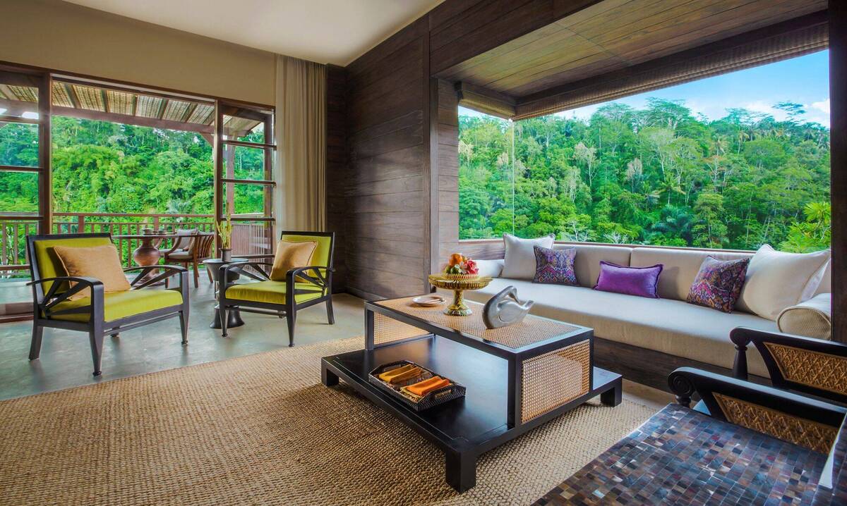 Mandapa King Suite