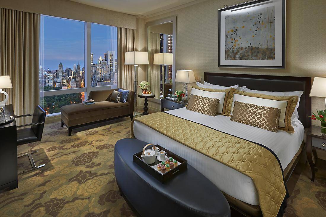 Premier Central Park View King Bedded Accessible Room