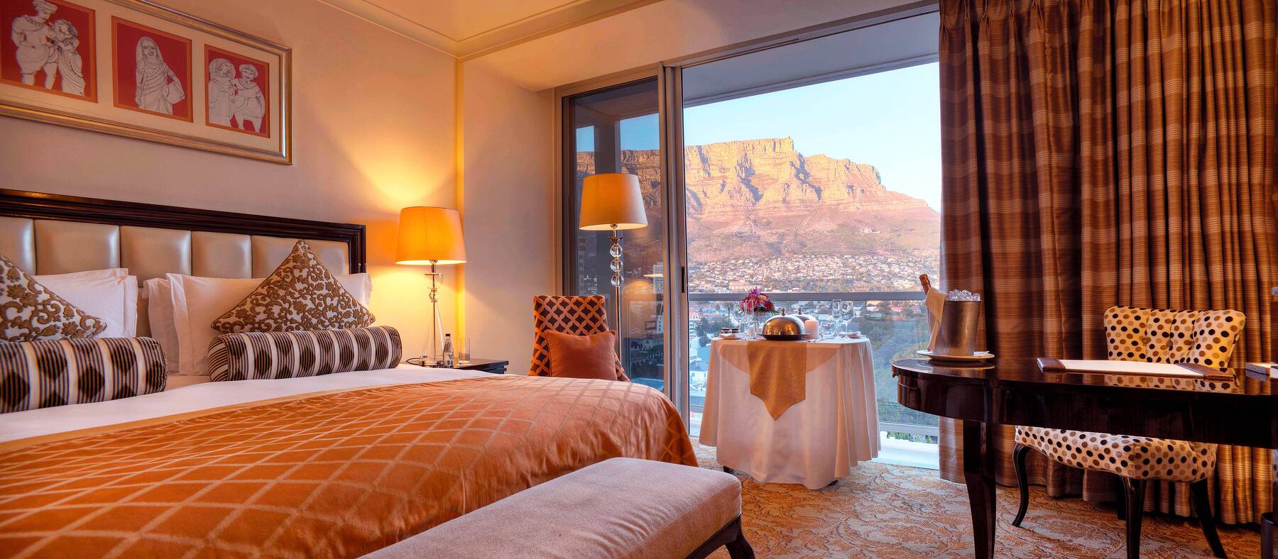 Luxury Tower Room With Mountain View King