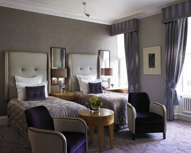 Manor Room - Twin Beds