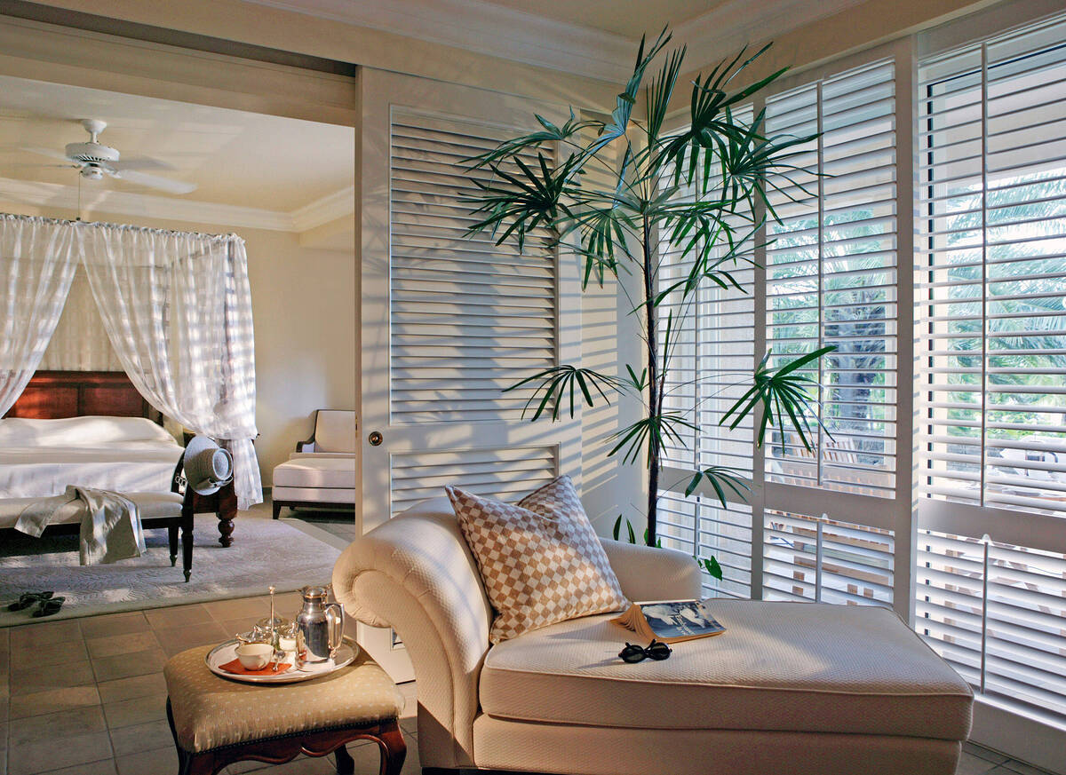 Colonial Ocean Front Suite