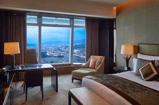 Grand Seaview Room