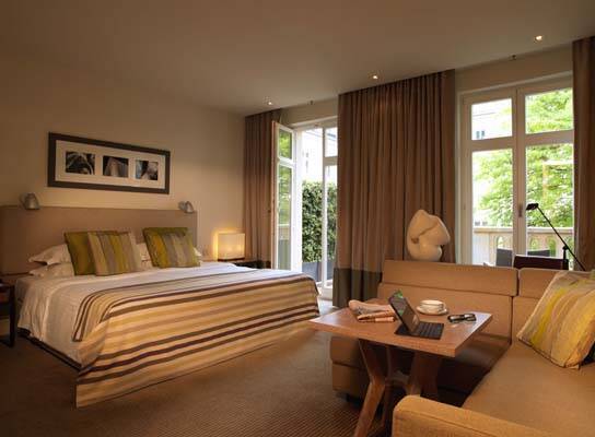 Deluxe Garden View Terrace Room