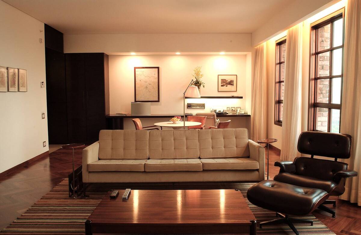 Deluxe Suite