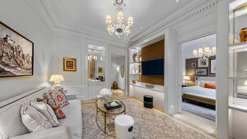 St. Regis Suite