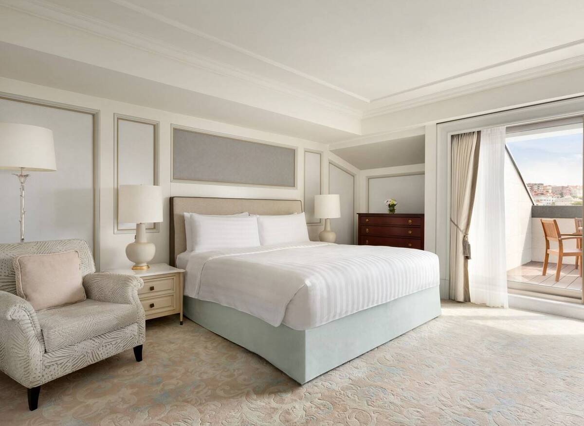 Executive Bosphorus Suite