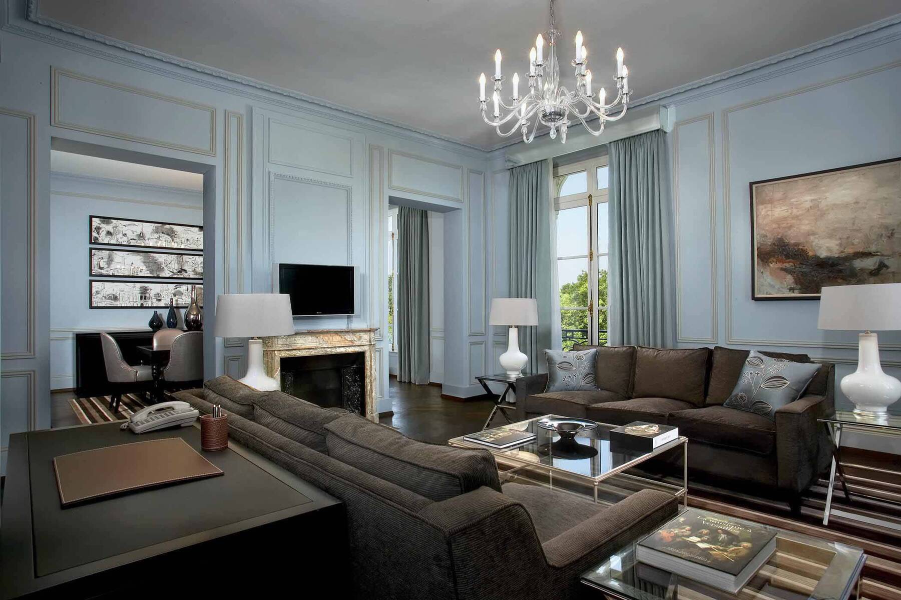 Palace King Versailles Suite