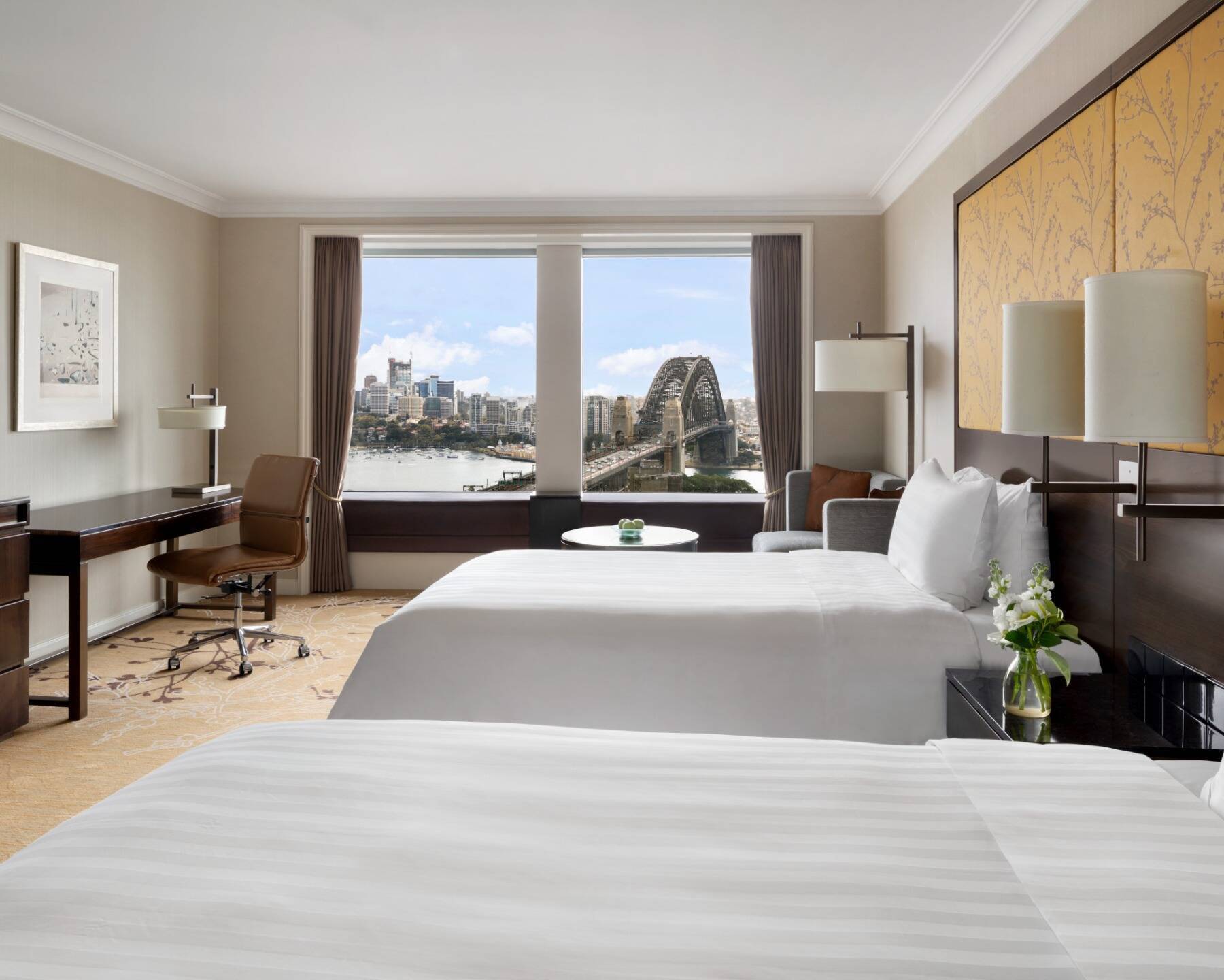 Deluxe Harbour Bridge View Room Twin