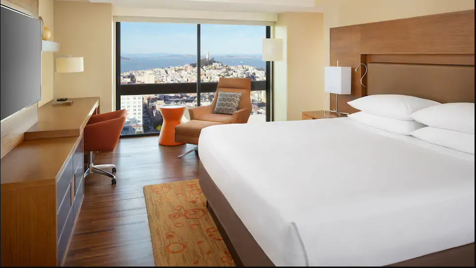 King Bed Bay View