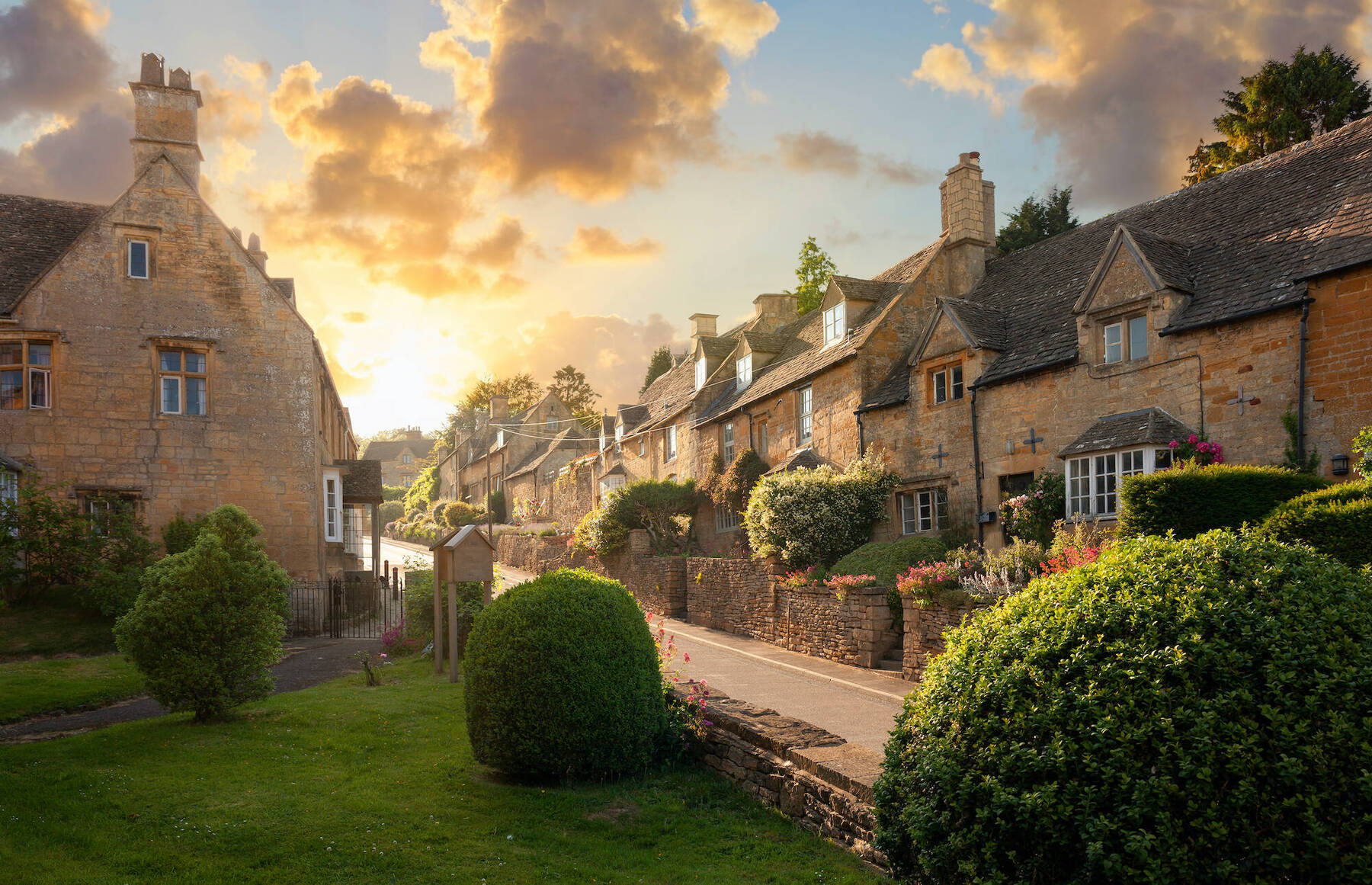 Charming English Villages For Lazy Weekend Escapes