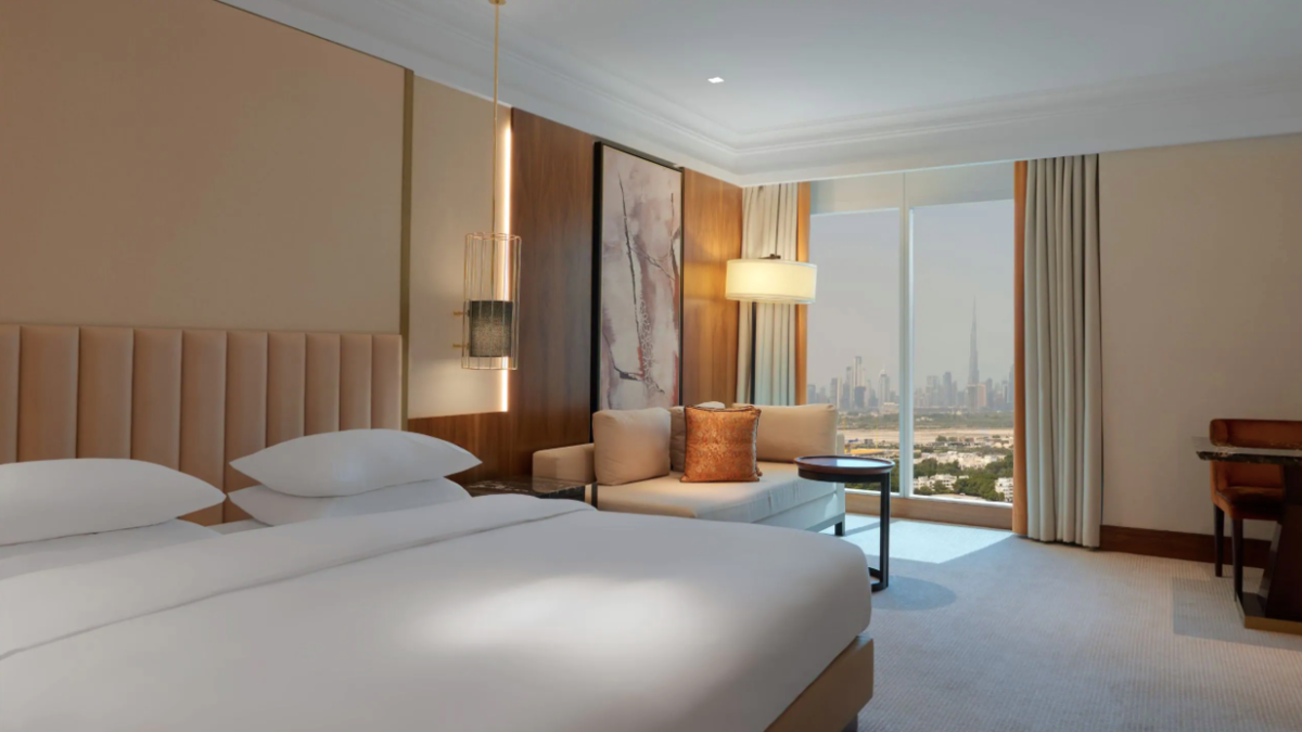 King Skyline View Room