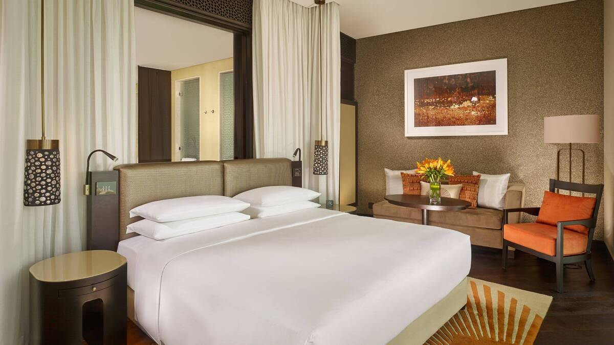 King Club Access with Balcony 