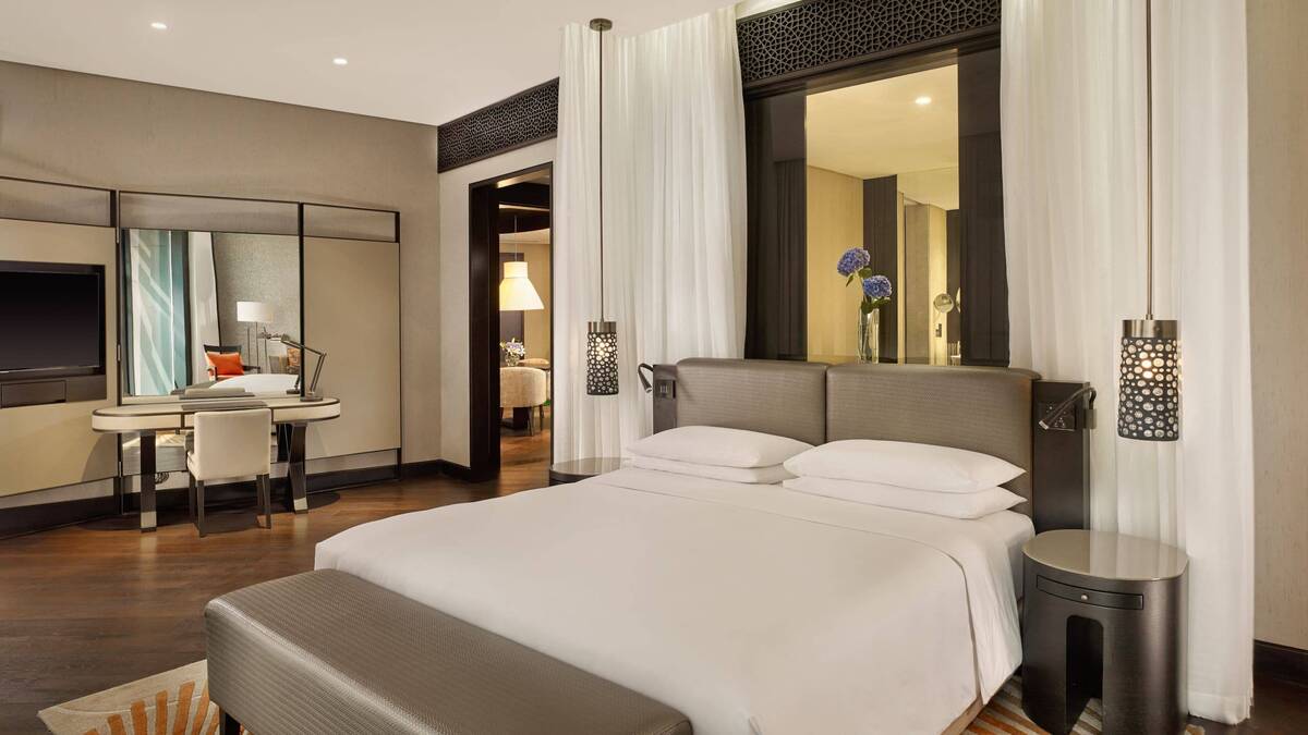 Grand Suite King with Balcony 