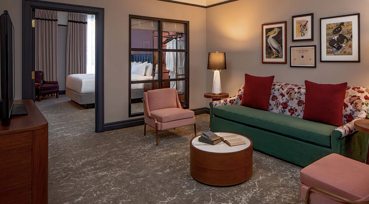Editor's King Suite