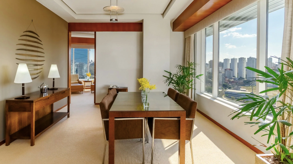 Diplomatic Suite