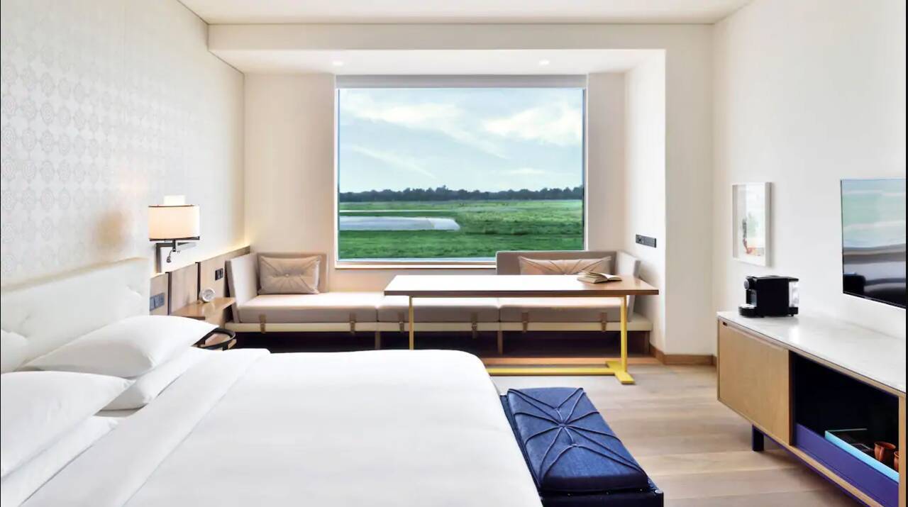 King Bed with Runway View