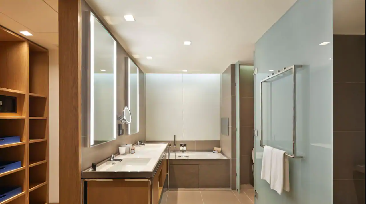 Andaz View Suite