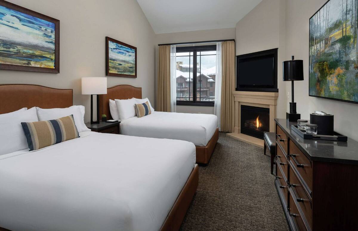 Queen Bed With Gas Fireplace