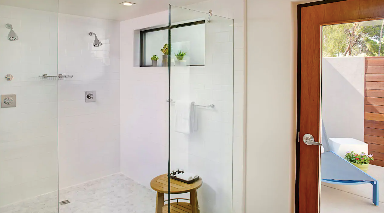 ADA Saarinen Studio Suite