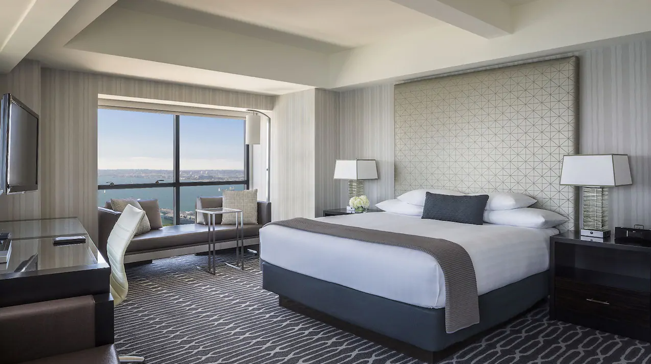 King Bay View Room