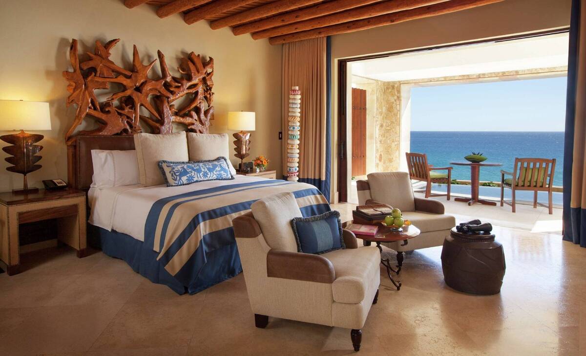 Dos Mares Jr. Suite with Plunge Pool