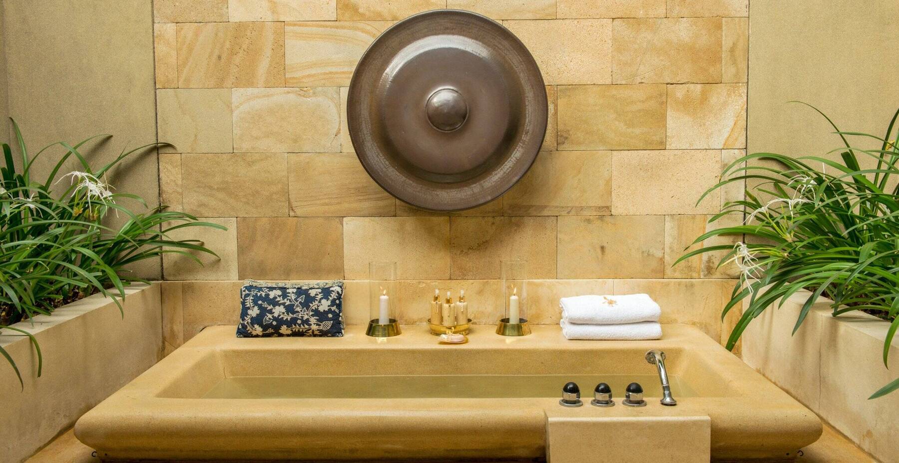 Borobudur Pool Suite