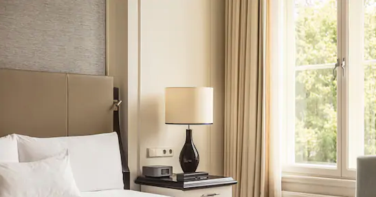 King Grand Premier Room