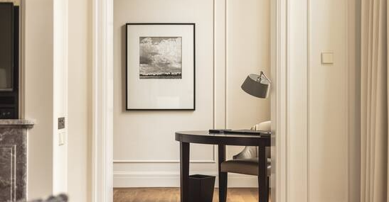 King Junior Suite with Canal View