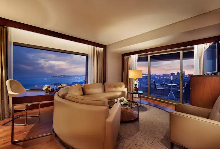 Bosphorus Suite with Balcony Lounge Access
