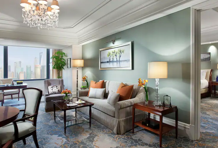 King Luxury Panorama River View Suite