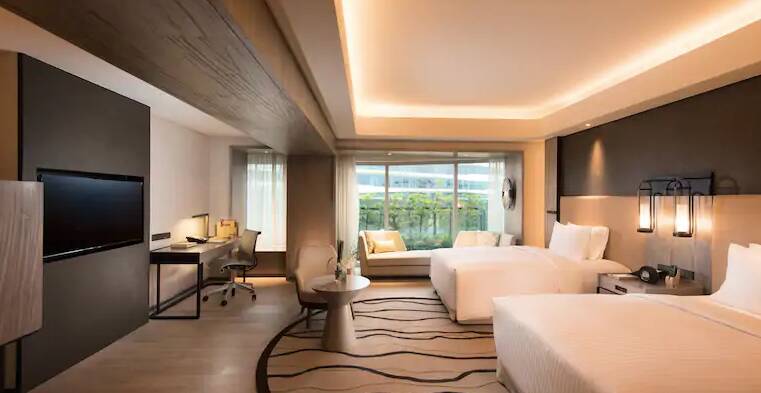 Twin Premier Room