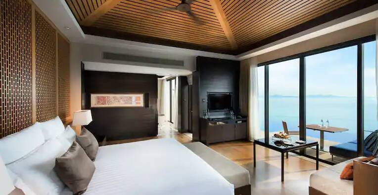 One Bedroom Ocean View Infinity Pool Villa