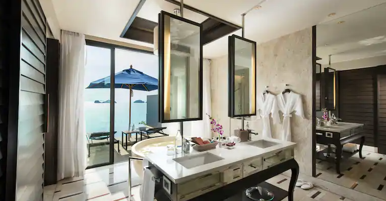 One Bedroom Five Islands View Pool Villa