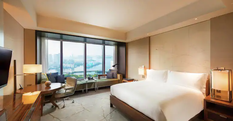 King Executive Room Bay View