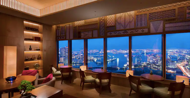 King Executive Room Bay View