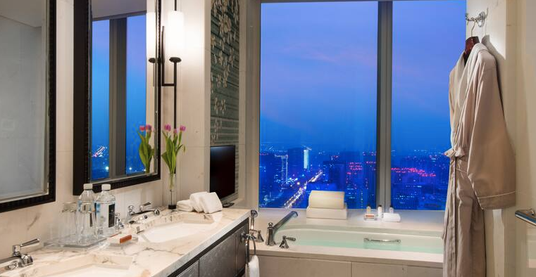 King Premier Panoramic View Room