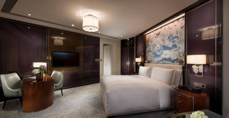 King Premier Panoramic View Room