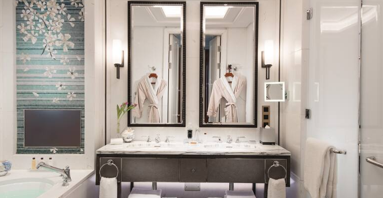 Waldorf Astoria Skyline View Suite