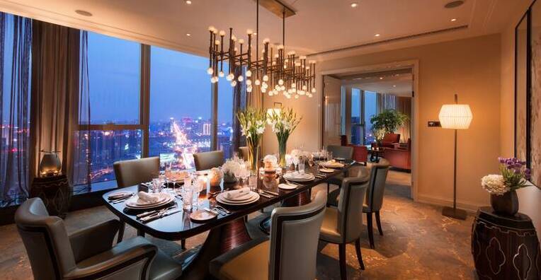 King Two Bedroom Presidential Suite