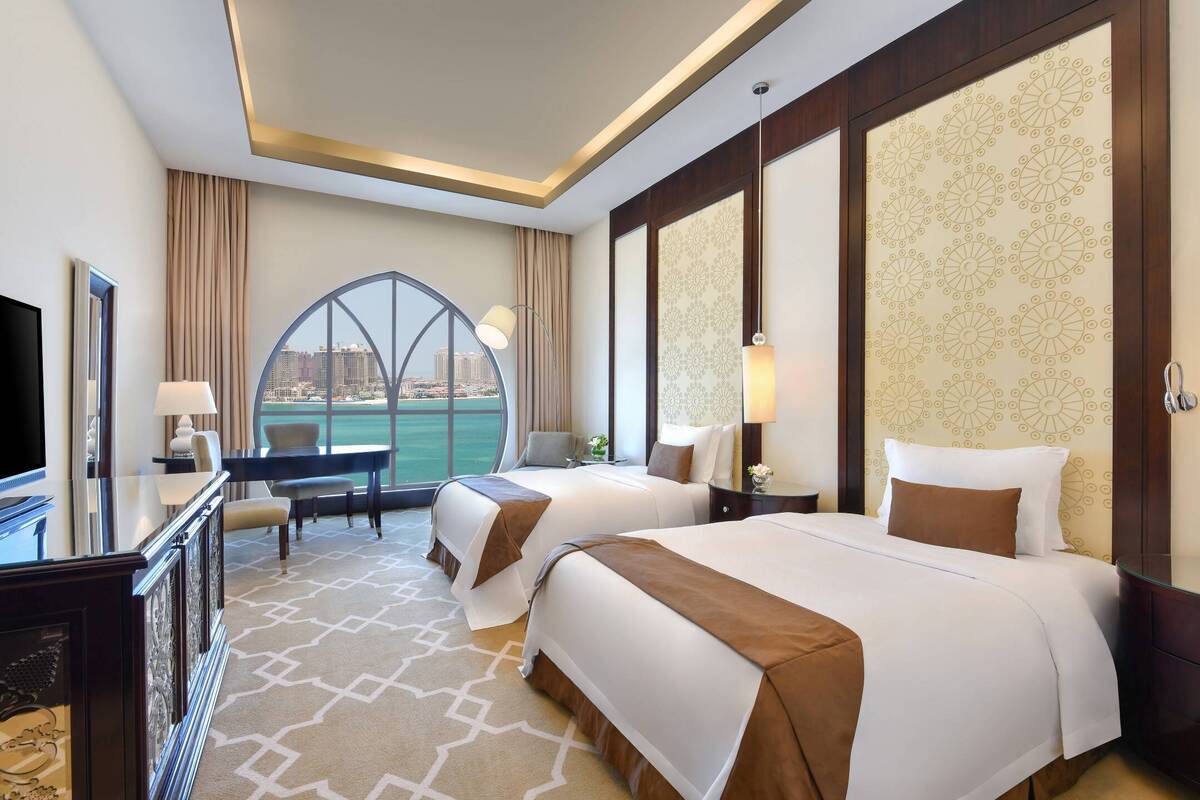 Grand Deluxe Two Double Sea View Room