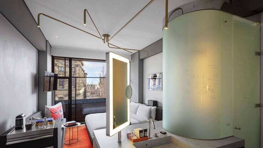 Deluxe Exchange King Room
